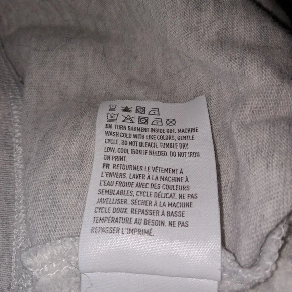 American Eagle 2Pc Bundle Gray Sweatshorts & Burgundy Tee XL - Picture 14 of 16